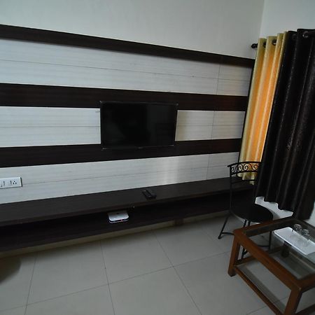 Hotel Vaishnavi Jaipur Eksteriør billede