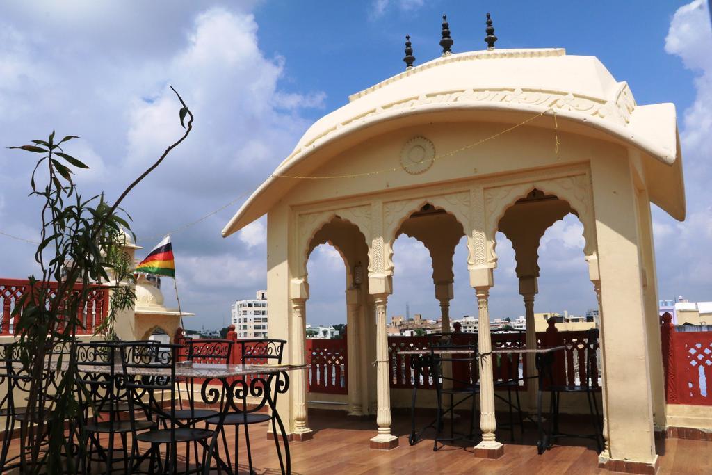 Hotel Vaishnavi Jaipur Eksteriør billede