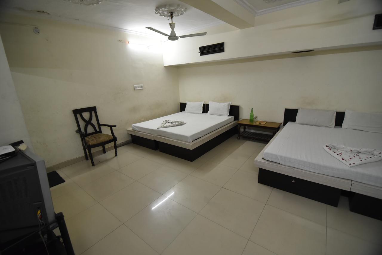 Hotel Vaishnavi Jaipur Eksteriør billede