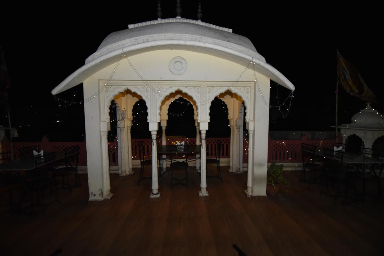 Hotel Vaishnavi Jaipur Eksteriør billede