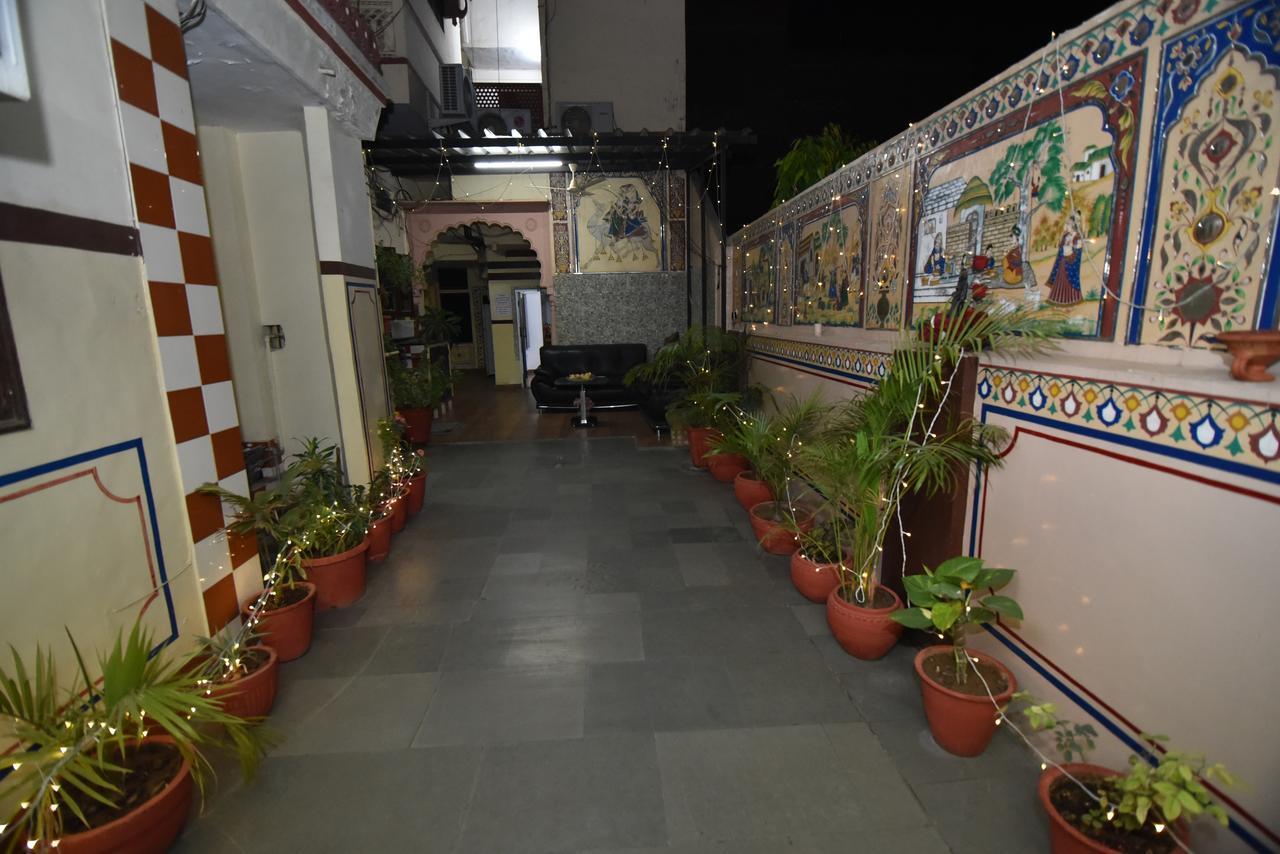 Hotel Vaishnavi Jaipur Eksteriør billede