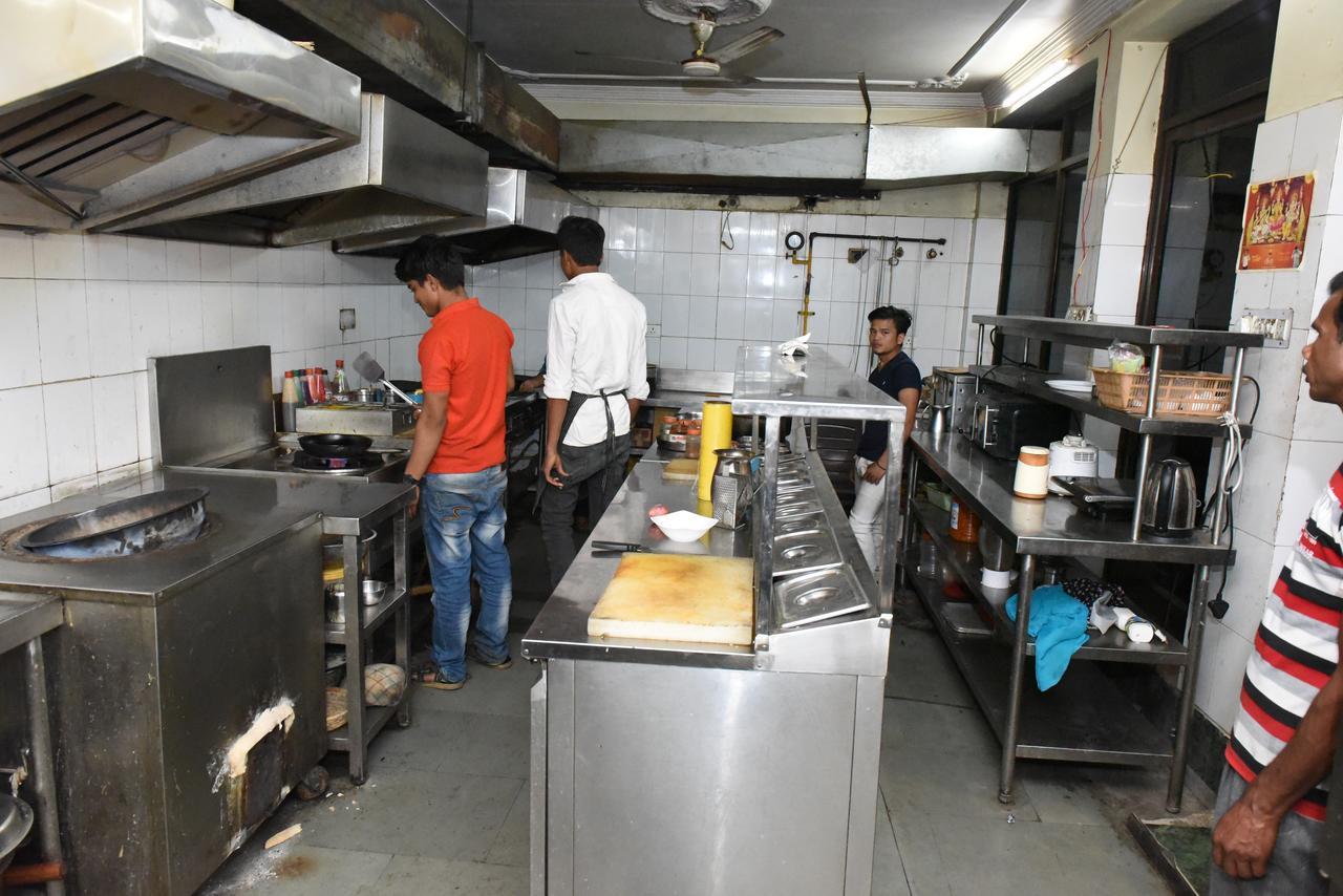 Hotel Vaishnavi Jaipur Eksteriør billede