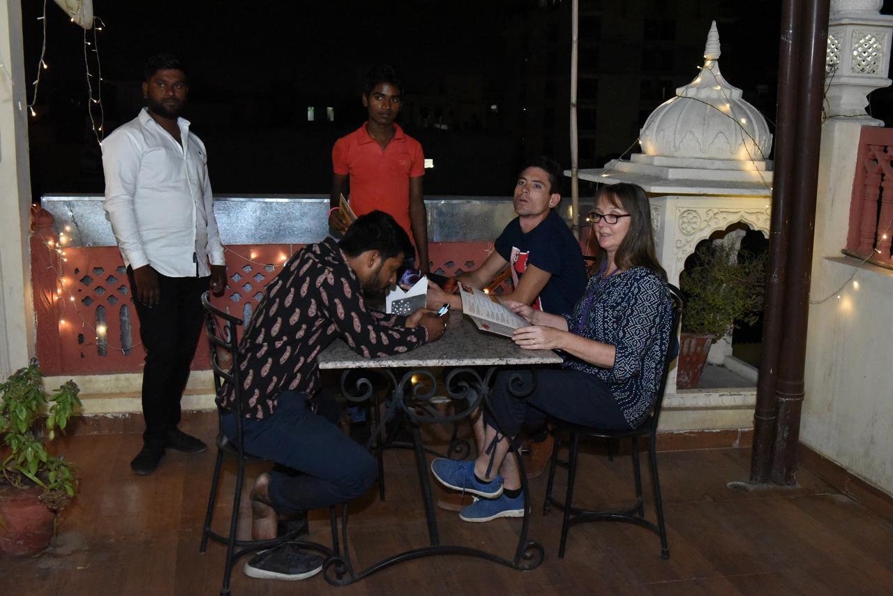 Hotel Vaishnavi Jaipur Eksteriør billede