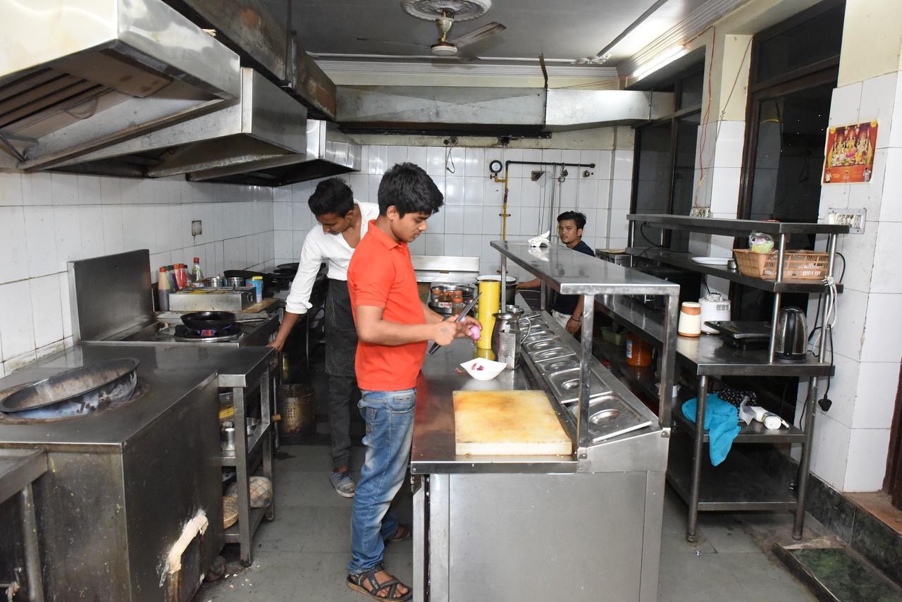Hotel Vaishnavi Jaipur Eksteriør billede